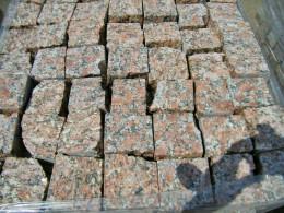 Брусчатка 100x100 из Западно-Султаевского гранита , фото Купить Брусчатка 100x100 из Западно-Султаевского гранита в Катав-Ивановске
